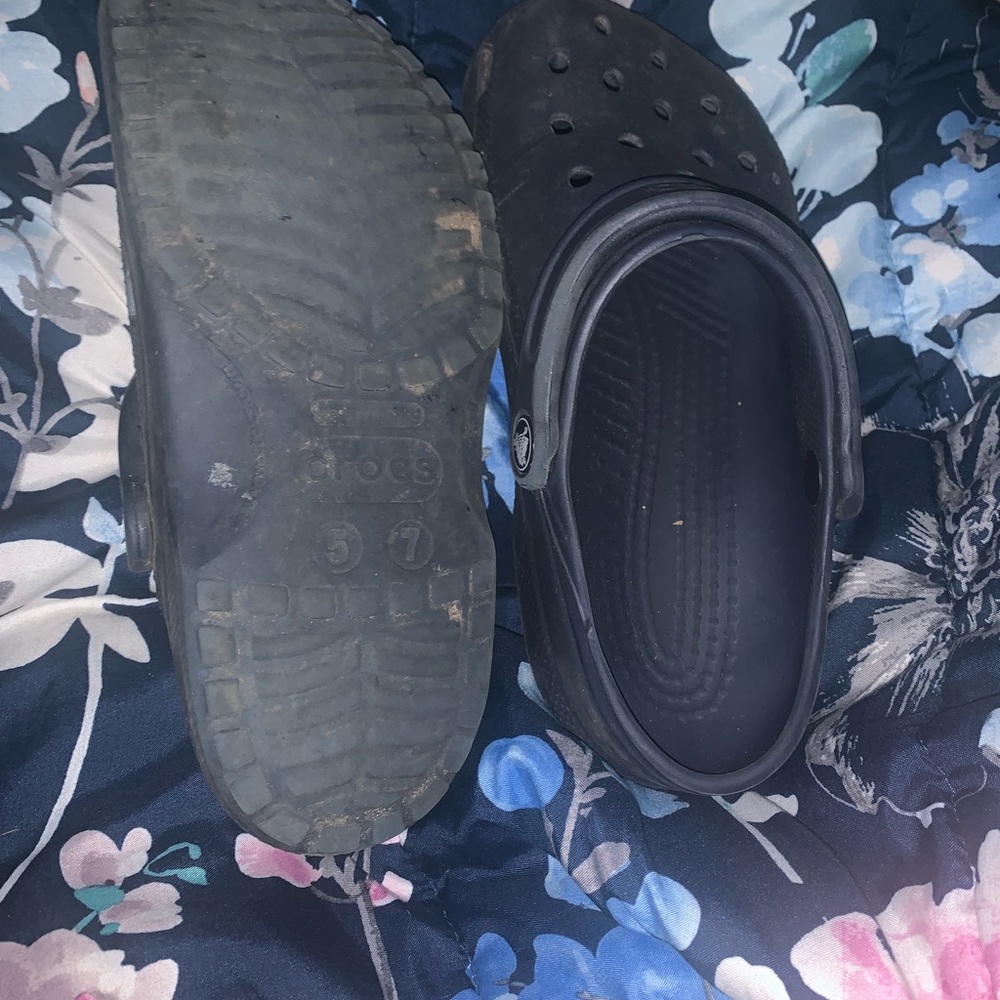 Navy blue Croc